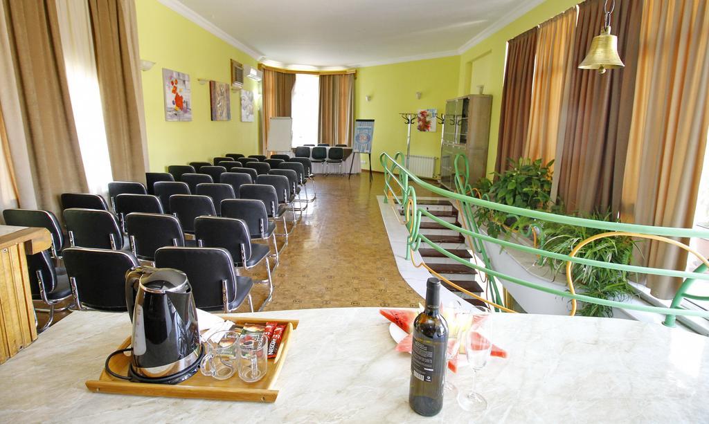 טביליסי Irmeni Hotel מראה חיצוני תמונה