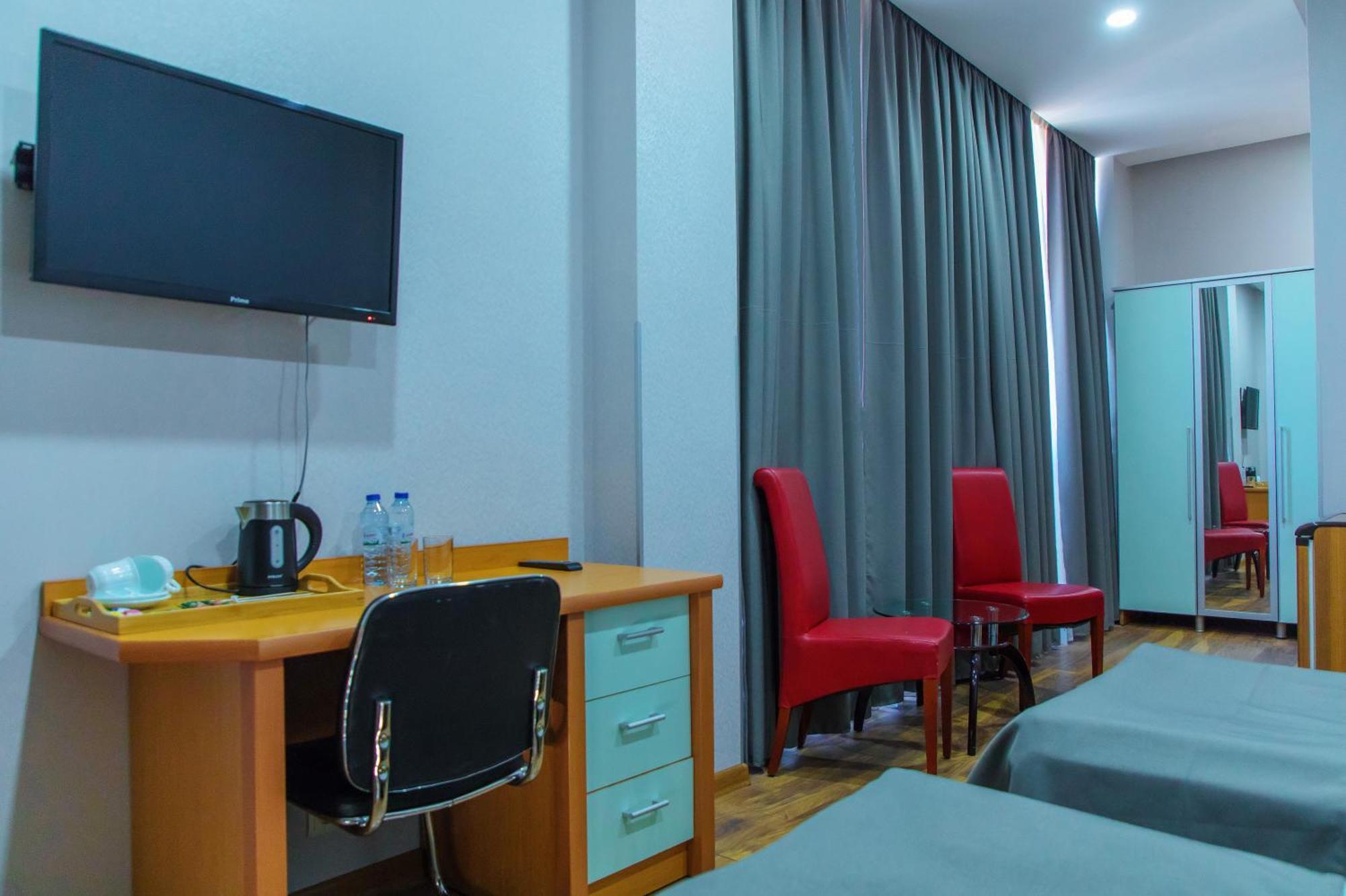 טביליסי Irmeni Hotel מראה חיצוני תמונה