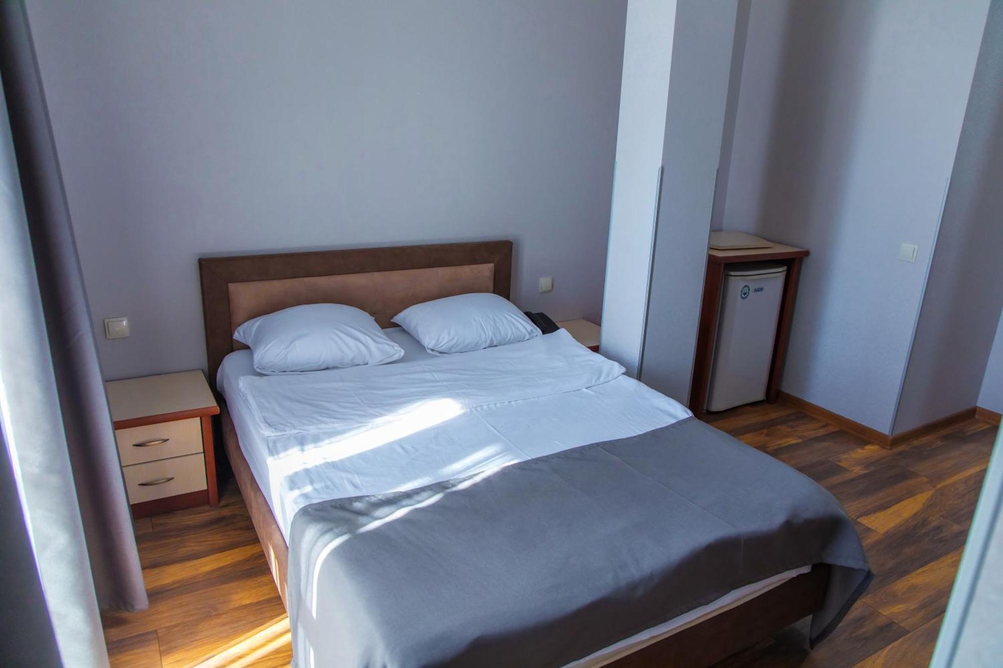 טביליסי Irmeni Hotel מראה חיצוני תמונה