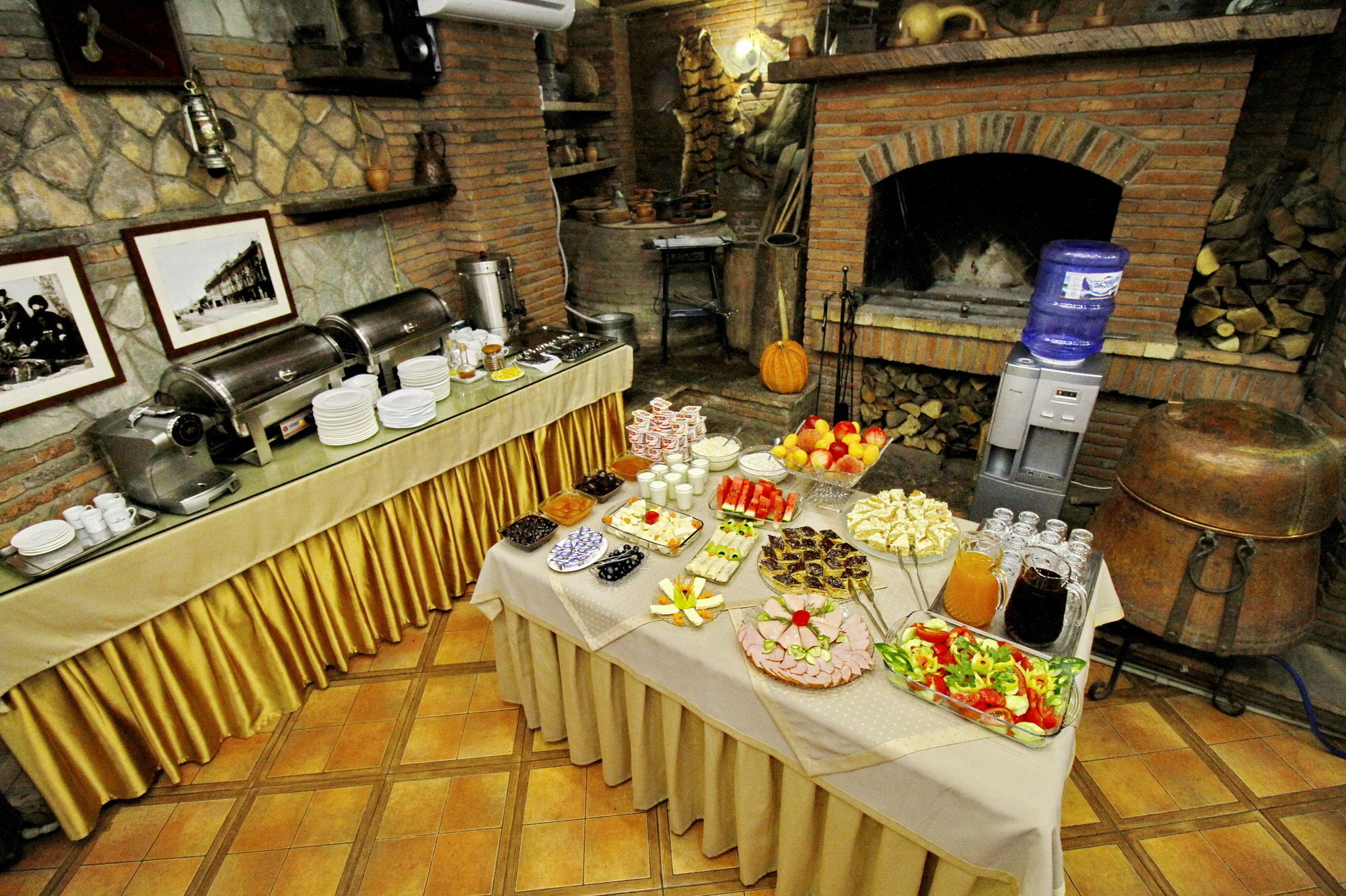 טביליסי Irmeni Hotel מראה חיצוני תמונה